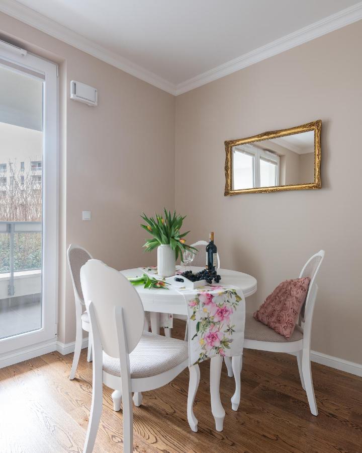 ורשה Kolska Serviced Apartments מראה חיצוני תמונה