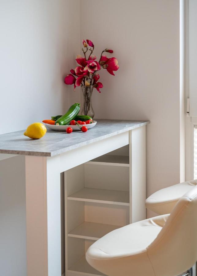 ורשה Kolska Serviced Apartments מראה חיצוני תמונה